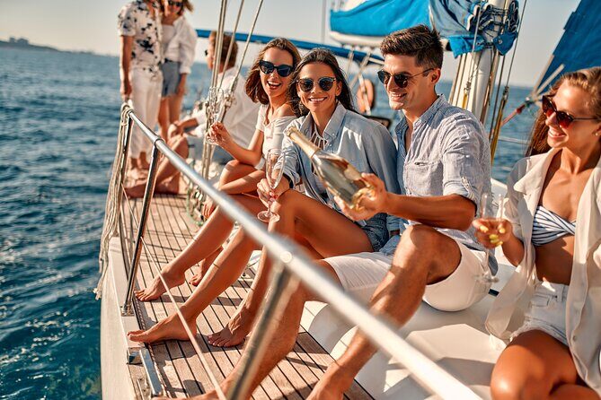 All inclusive Sunset Cruise Delos & Rhenia - free transpotation - Food and Drinks at Sea: When the Buffet Is Part of the Fun