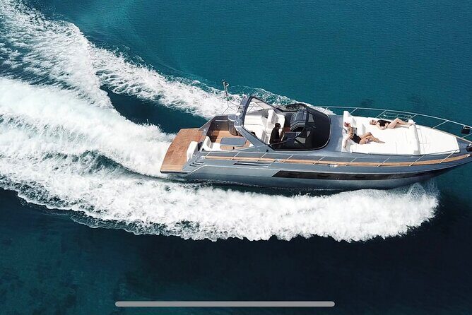 Boat - yacht tours at Mykonos - Your route choice: Delos and Rhinia or the Mykonos south coast