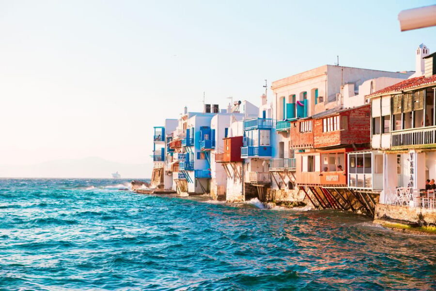 From Mykonos Cruise Port: Old Town Visit and Beach Getaway - Food, Coffee, and Shopping: Your Chance to Eat Like You Mean It