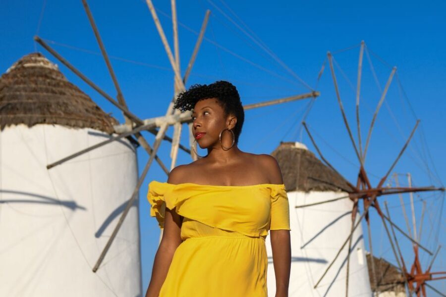 Mykonos: Photo Shoot with a Private Vacation Photographer - Should You Book a Private Photographer in Mykonos?