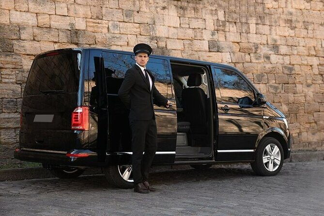 Private One-way Transfer From Mykonos Airport To Mykonos - Why a private JMK airport transfer is a smart move in Mykonos