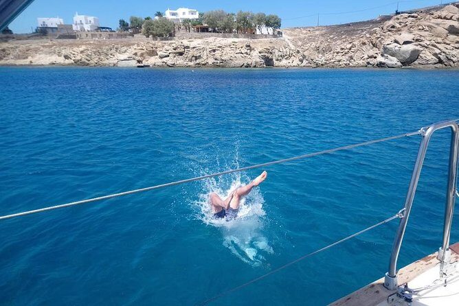 Private sailing cruise to Delos & Rhenia with Lunch & Transfer - Rhenia’s Four Sandy Beaches: 2 Hours of Real Swim Time