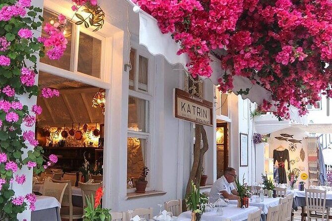 Walking Tour in Mykonos Town & Secluded Beach Picnic - Lakka neighborhood walk: where the crowd noise drops